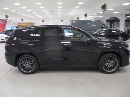 2025 Leapmotor C10 EREV 28.4kWh Design €45,950 thumbnail