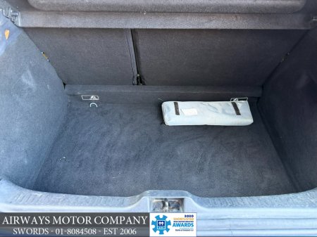 2017 Renault Clio - thumbnail 22