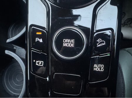 2024 Kia Sportage HEV ANNIVERSARY €38,995 thumbnail