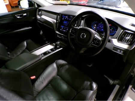 2023 Volvo XC60 *2023*ONLY 18,000 MILES*VOLVO XC60 RECHARGE 2.0 T6 350 PHEV AWD CORE BRIGHT EDITION*FULL VOLVO SERVICE HISTORY*PAN-SUNROOF*VOLVO ALLOY WHEELS*2 KEYS*FULL LEATHER HEATED SEATS*LANE PROTECTION*ACTIVE BR €47,900 thumbnail