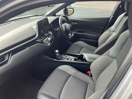 2022 Toyota C-HR - photo 6