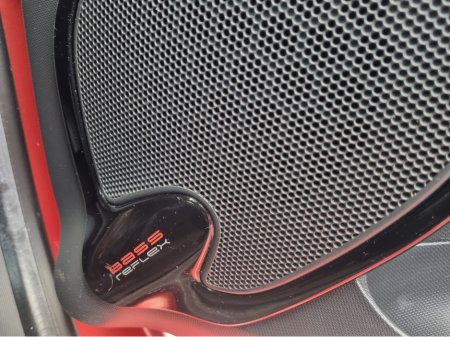 2014 Renault Clio - thumbnail 26