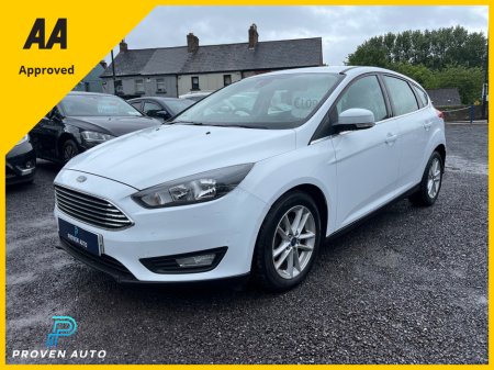 2015 Ford Focus - thumbnail 3