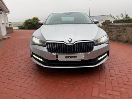 2022 Skoda Superb - thumbnail 5