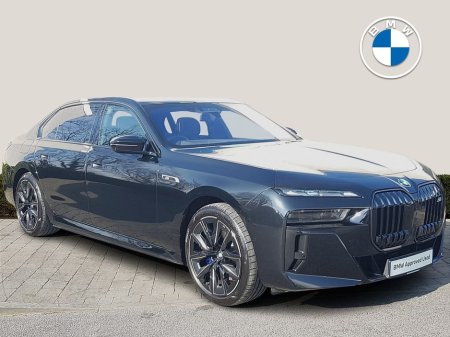 2025 BMW 7 Series - thumbnail 1