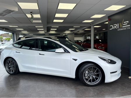 2021 Tesla Model 3 E 4X4 LONG RANGE 346BH €19,900