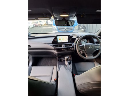 2023 Lexus UX 300 e UX 250h Dynamic €29,000 thumbnail