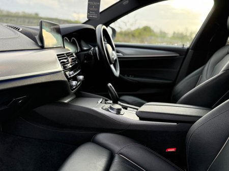 2018 BMW 5 Series 520d M Sport Auto €24,990 thumbnail