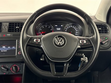 2017 Volkswagen Polo - thumbnail 26