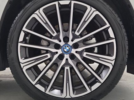 2025 BMW X1 - thumbnail 14