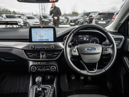 2021 Ford Focus - thumbnail 6