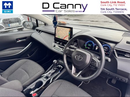 2023 Toyota Corolla LUNA SALOON 4DR AUTO €25,950 thumbnail