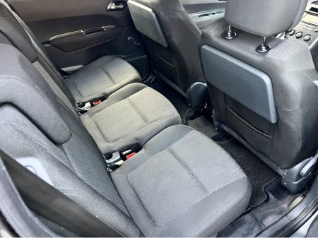 2011 Peugeot 5008 SE 1.6 HDI 112 7 SEATS 7S E5 5DR €2,750