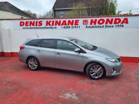 2014 Toyota Auris 1.8 VVTi Hybrid Excel €10,950