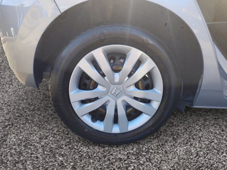 2020 Honda Fit - thumbnail 15