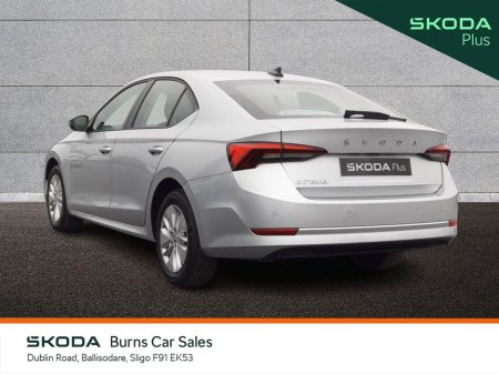 2023 Skoda Octavia - thumbnail 15