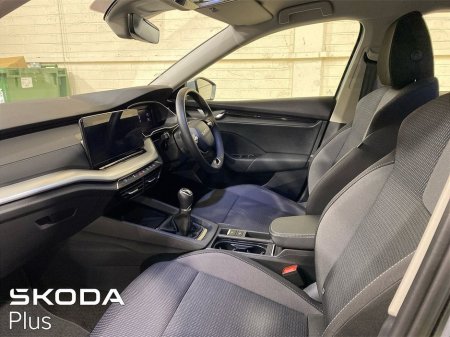 2025 Skoda Octavia - thumbnail 4