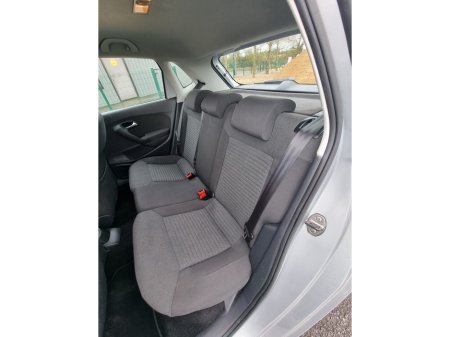 2011 Volkswagen Polo - thumbnail 15