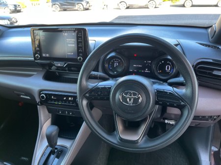 2020 Toyota Yaris - thumbnail 6