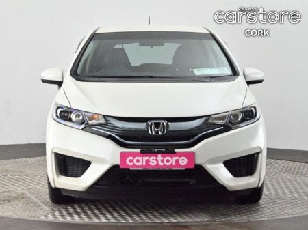2015 Honda Fit FIT DAA-GP5 HYBRID 5DR AUTO €10,880 thumbnail