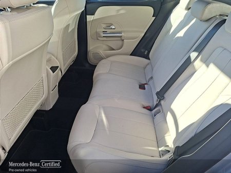 2025 Mercedes-Benz GLA Class GLA 180 d Progressive Plus €51,950 thumbnail