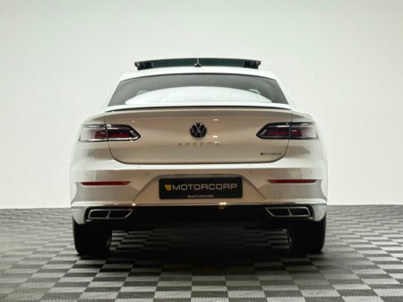 2024 Volkswagen Arteon R-LINE 1.4 TSI PHEV *PAN ROOF* €41,990 thumbnail