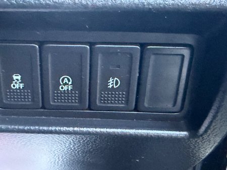 2015 Suzuki Swift 1.2 GLX Automatic €9,950 thumbnail