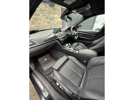 2017 BMW 3 Series - thumbnail 14