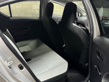 2020 Toyota Aqua - thumbnail 11