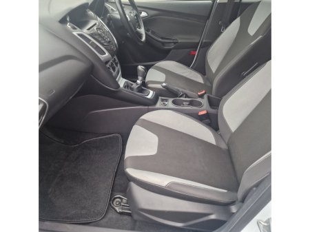 2013 Ford Focus - thumbnail 14