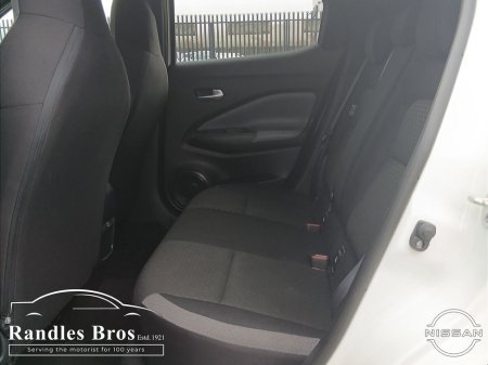 2021 Nissan Juke - thumbnail 13