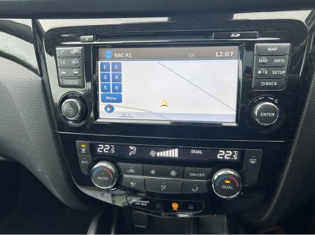 2016 Nissan Qashqai - thumbnail 12