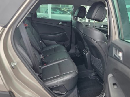 2017 Hyundai Tucson 1.7 EXECUTIVE 5DR €14,990 thumbnail