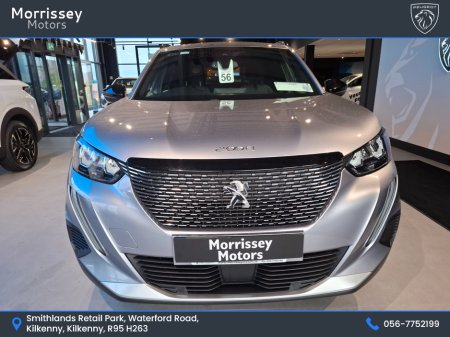 2023 Peugeot 2008 ALLURE 1.2 100 6.4 4DR €23,950 thumbnail