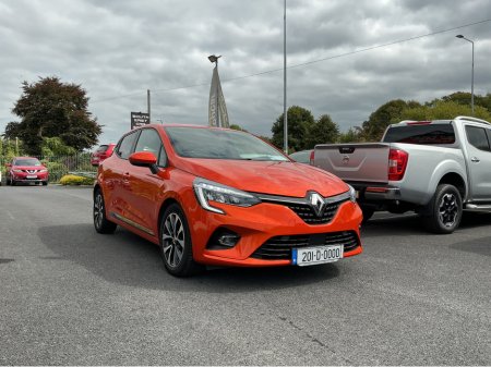 2020 Renault Clio ICONIC BLUE DCI €13,995 thumbnail