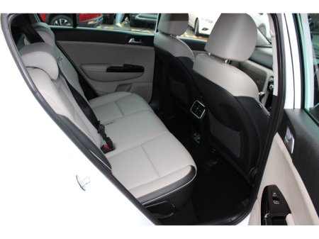 2021 Kia Sportage 1.6 CRDI MILD HYBRID K3 €26,950 thumbnail