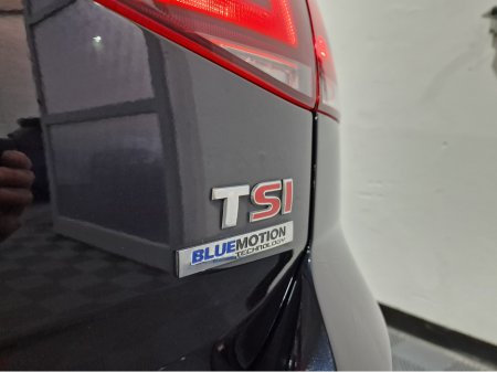 2013 Volkswagen Golf - thumbnail 27