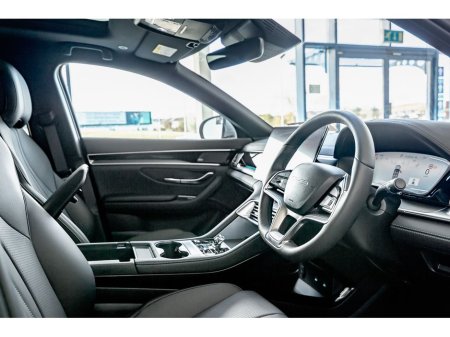 2025 BYD Seal U DM-I COMFORT €43,899 thumbnail