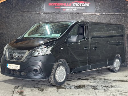 2021 Nissan NV300 - thumbnail 3