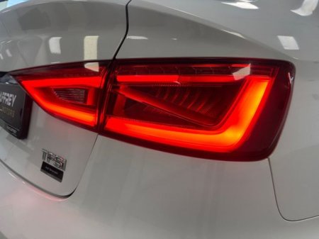 2015 Audi A3 1.4 TFSI 150BHP S TRONIC S LINE €16,750 thumbnail