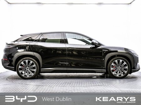 2025 BYD Sealion 7 - view 3