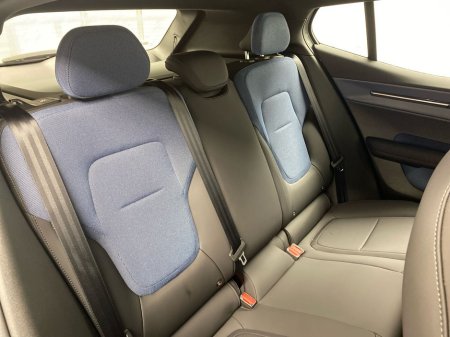 2026 Volvo EX30 - thumbnail 14