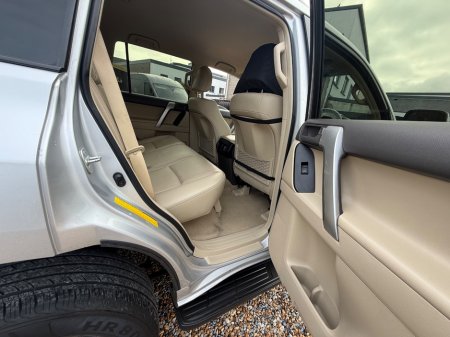 2020 Toyota Landcruiser - thumbnail 30