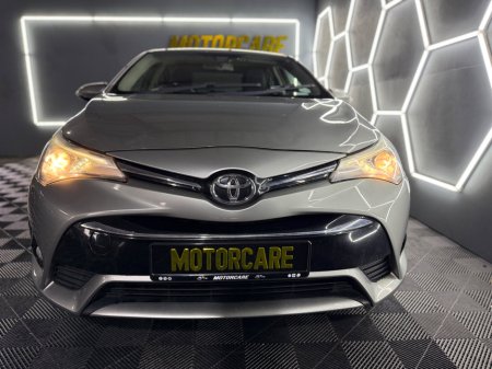 2015 Toyota Avensis - thumbnail 8