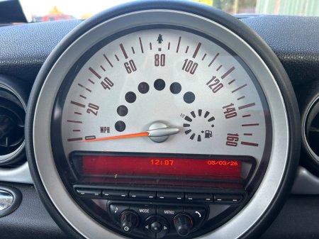 2013 MINI Hatch - thumbnail 6