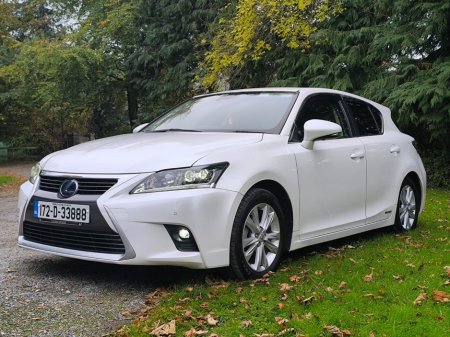 2017 Lexus CT 200 h - thumbnail 6