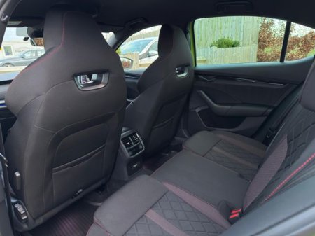 2022 Skoda Octavia RS RS 2.0tsi 245HP DSG 5DR Auto €38,900 thumbnail