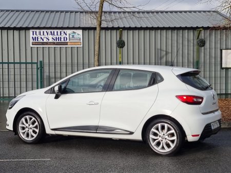 2019 Renault Clio 2019 RENAULT CLIO 1.0L NCT&TAXED FOR 1YR! €9,990 thumbnail