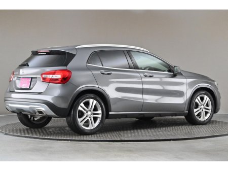 2017 Mercedes-Benz GLA Class GLA 180 *HALF LEATHER*REVERSE CAM*PARK SENSORS* €20,990 thumbnail