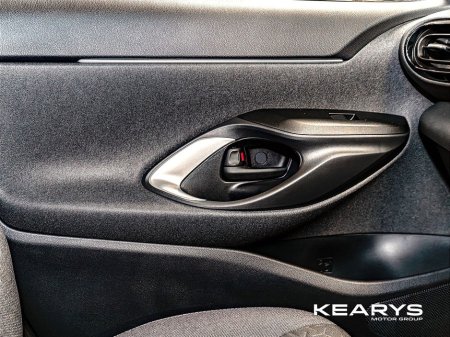 2022 Toyota Yaris Cross - thumbnail 28